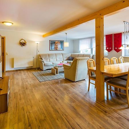 Hotel & Ferienwohnungen Bohlenblick Saalfeld Saale ภายนอก รูปภาพ