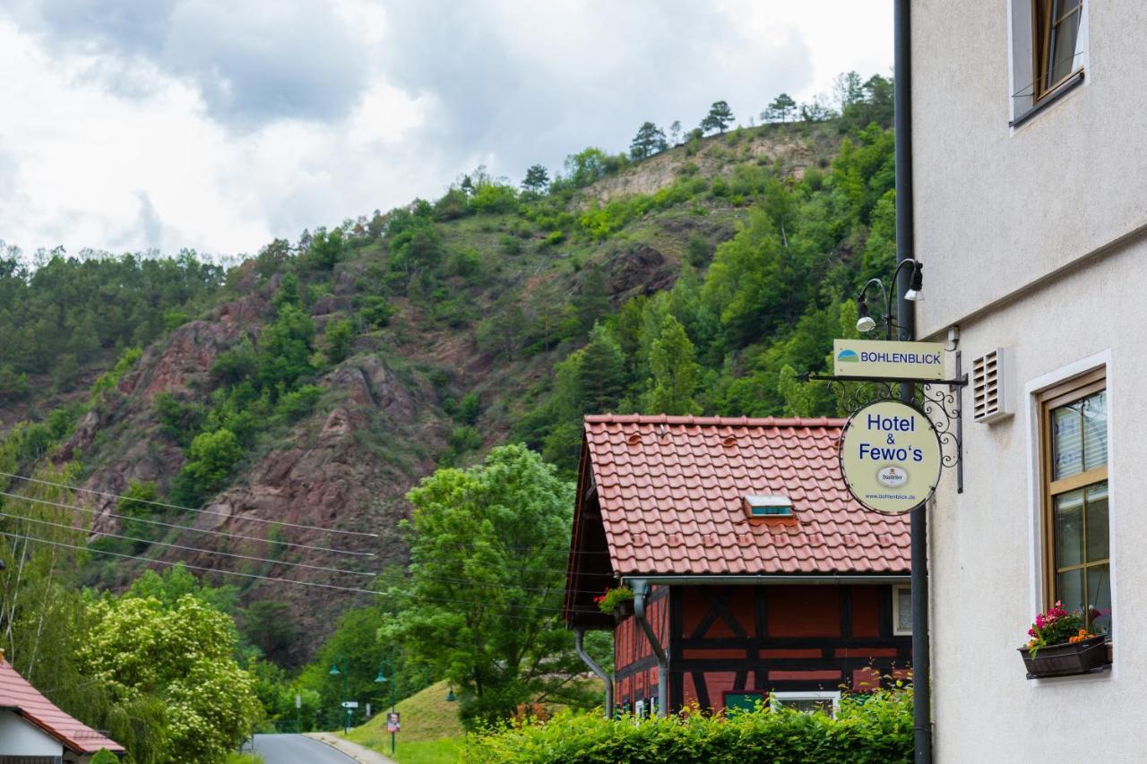 Hotel & Ferienwohnungen Bohlenblick Saalfeld Saale ภายนอก รูปภาพ