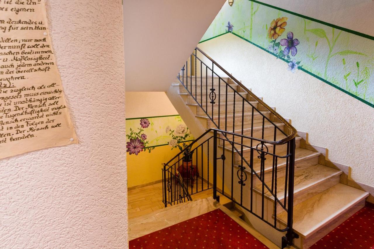 Hotel & Ferienwohnungen Bohlenblick Saalfeld Saale ภายนอก รูปภาพ