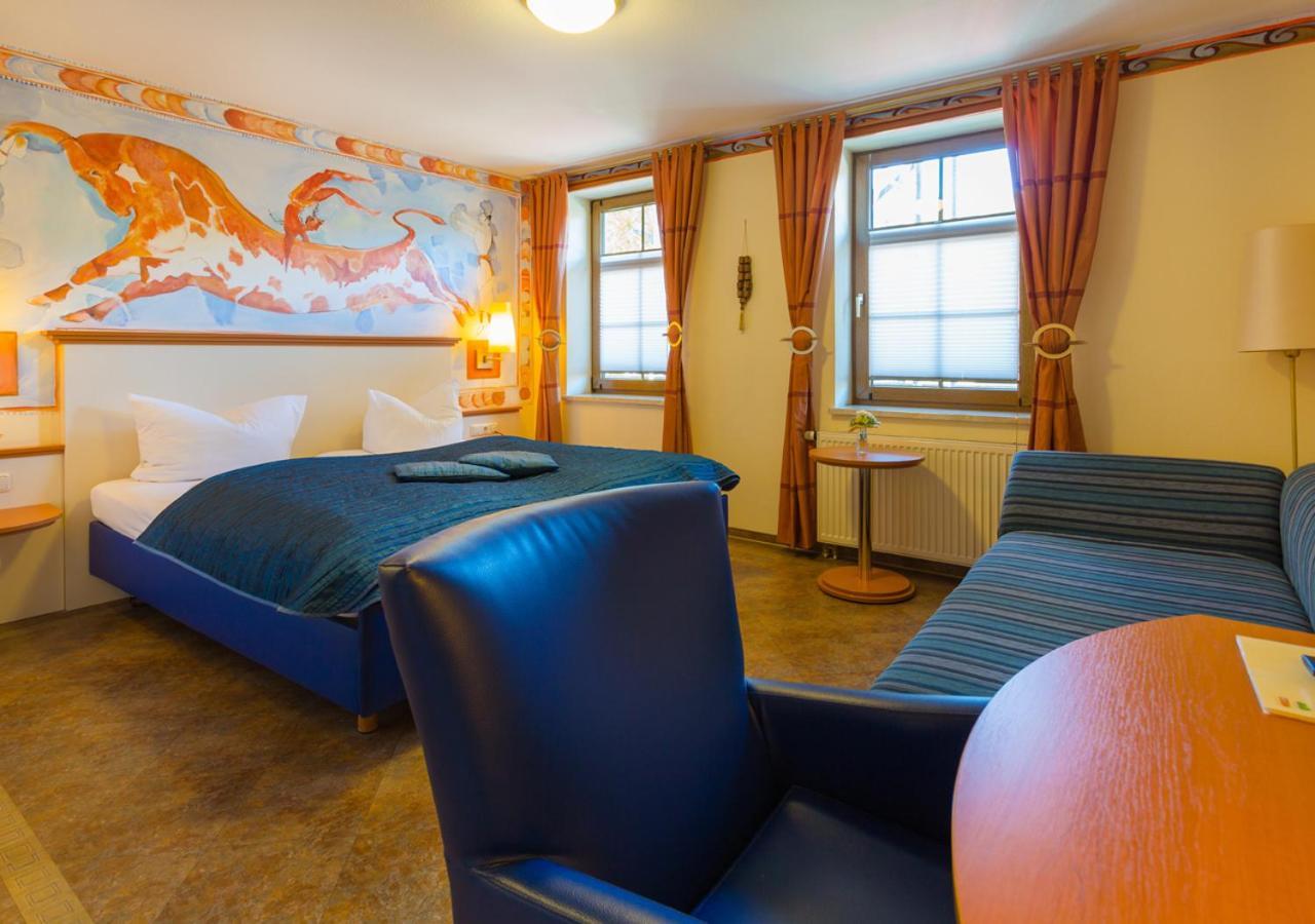 Hotel & Ferienwohnungen Bohlenblick Saalfeld Saale ภายนอก รูปภาพ