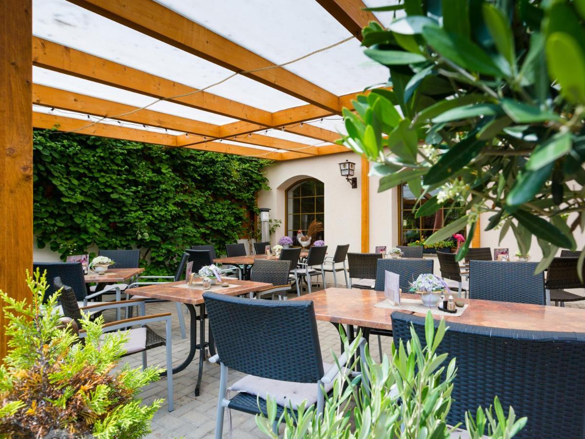 Hotel & Ferienwohnungen Bohlenblick Saalfeld Saale ภายนอก รูปภาพ