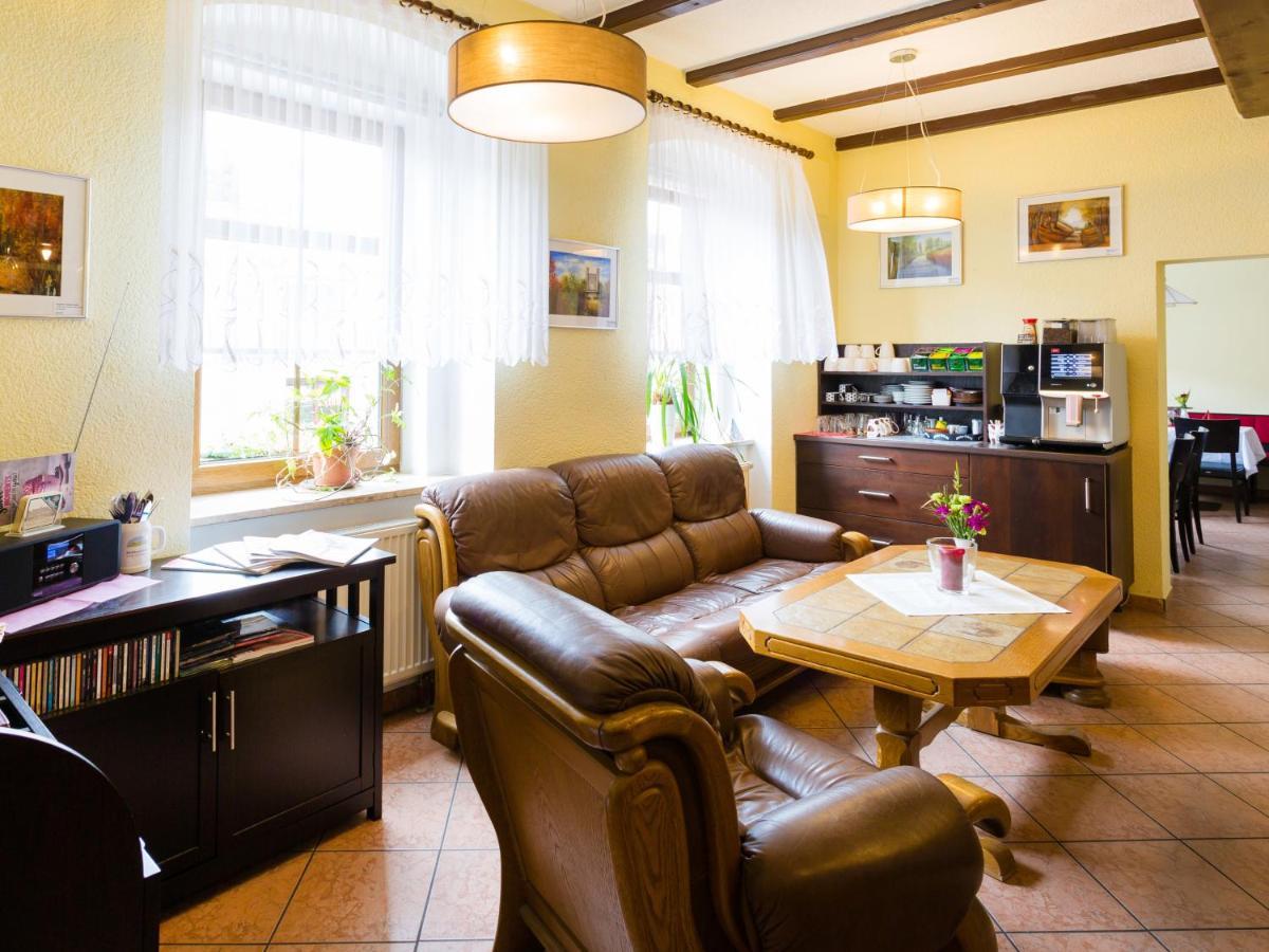 Hotel & Ferienwohnungen Bohlenblick Saalfeld Saale ภายนอก รูปภาพ