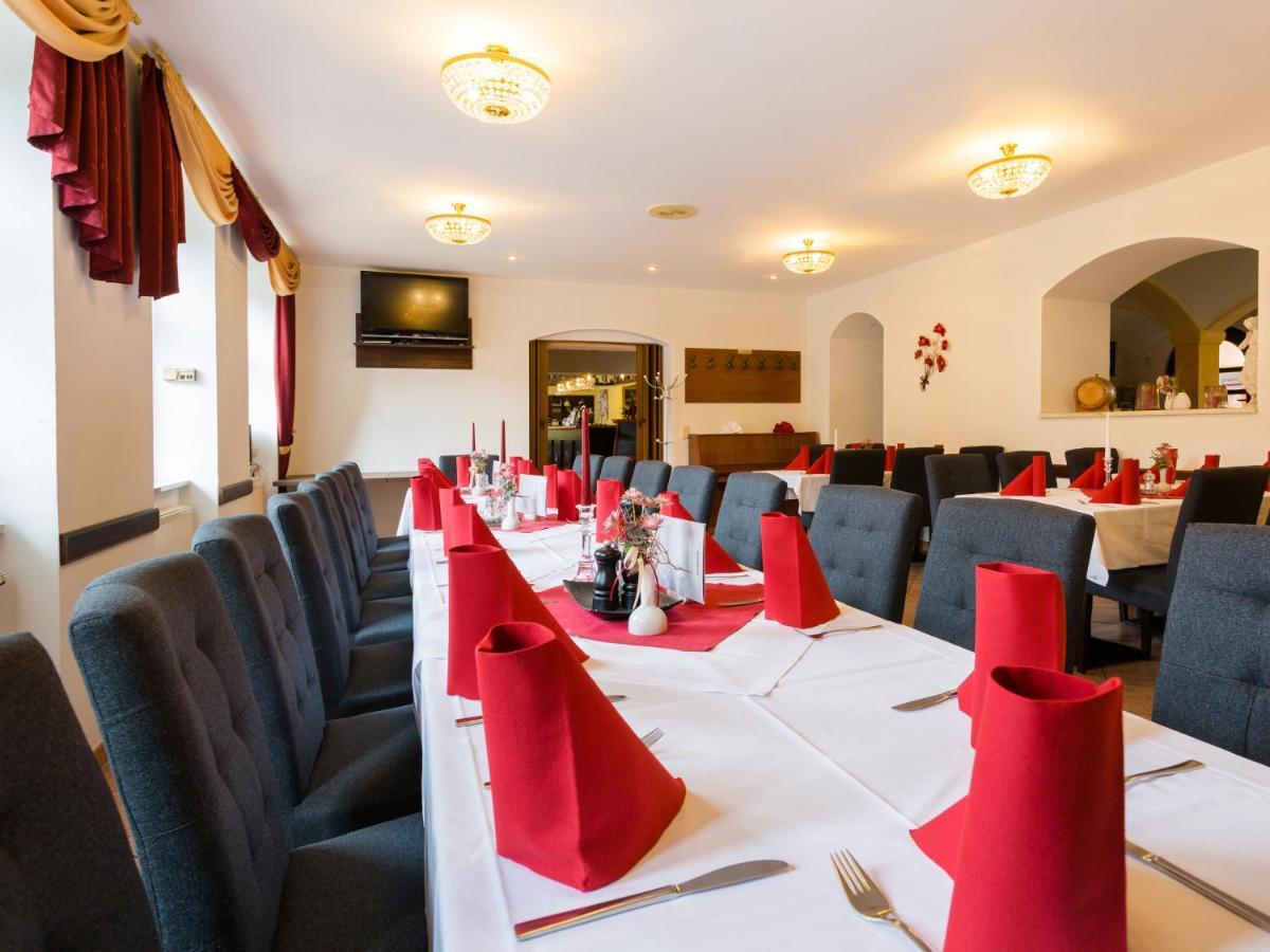 Hotel & Ferienwohnungen Bohlenblick Saalfeld Saale ภายนอก รูปภาพ