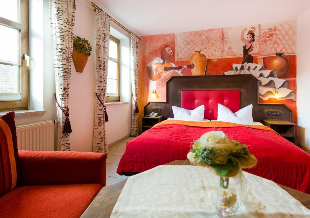 Hotel & Ferienwohnungen Bohlenblick Saalfeld Saale ภายนอก รูปภาพ